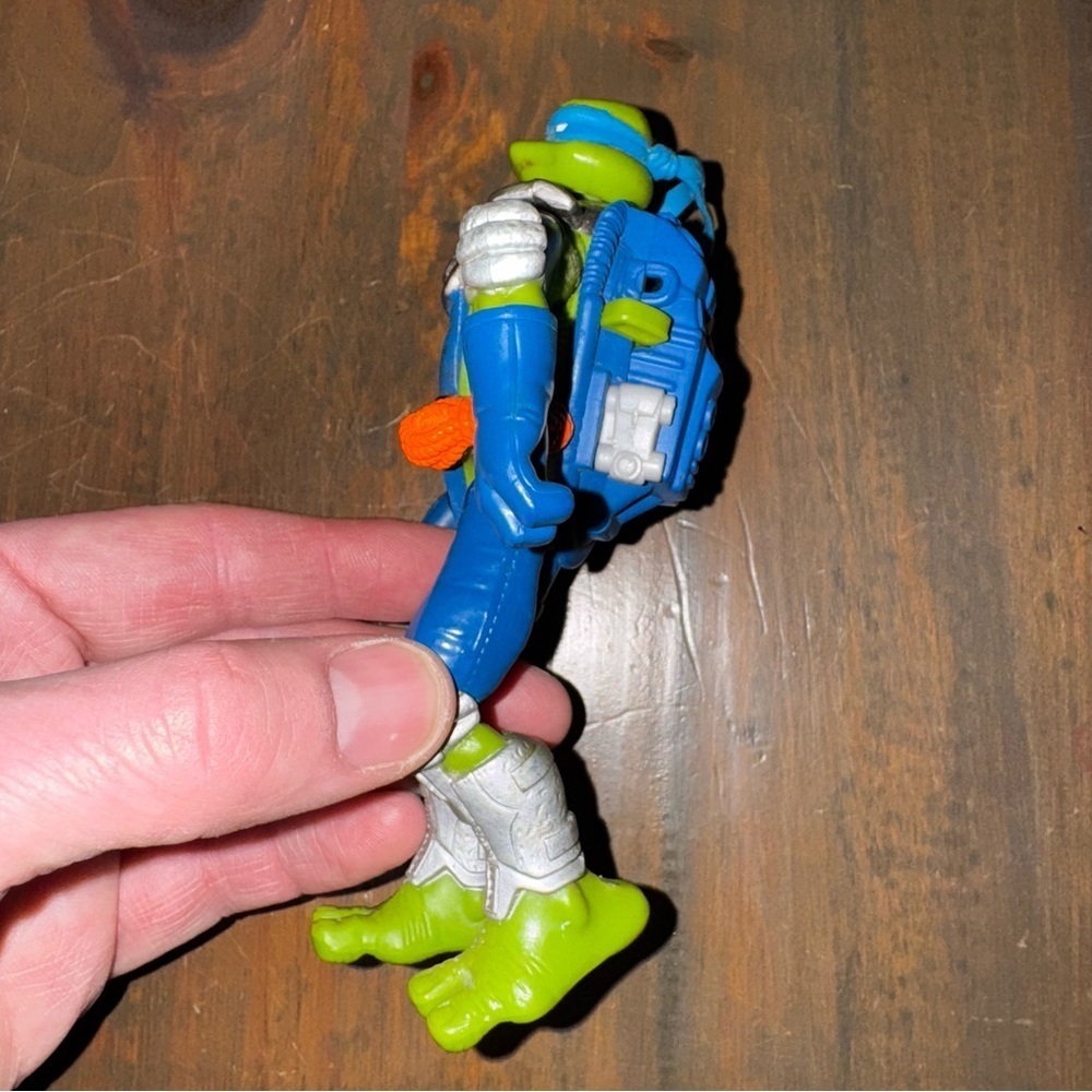 Teenage Mutant Ninja Turtles Sub-Sewer LEO 6" Figure 2008 TMNT EUC - Picture 3 of 9
